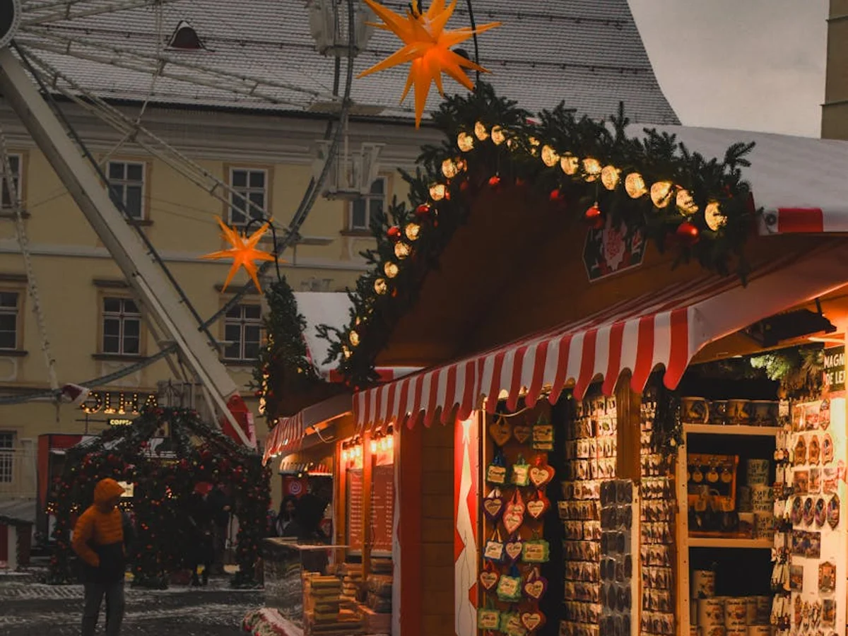 Karlovy Vary Christmas market stalls adorned with festive decorations