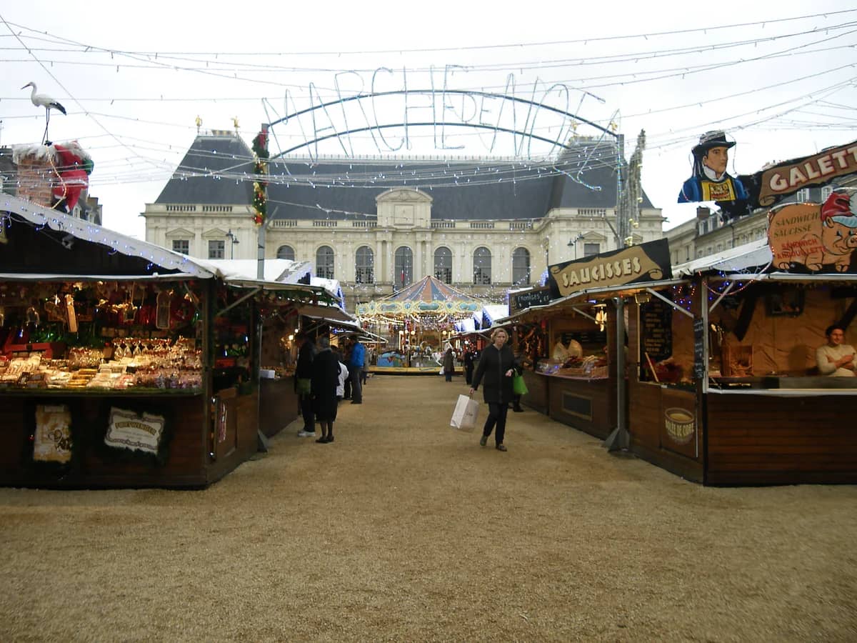 Rennes Palais du Parlement de Bretagne during a festive Christmas market