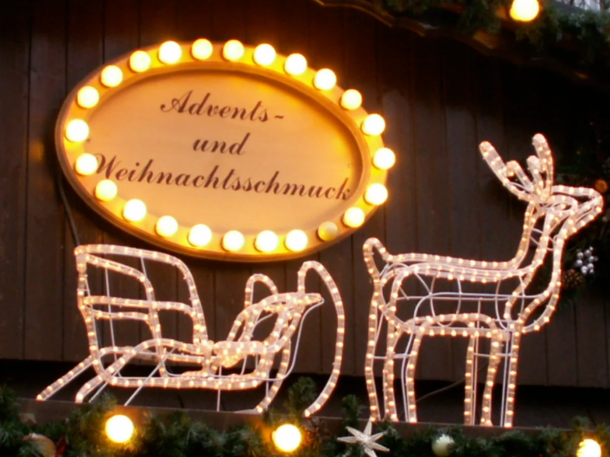 Bonner Weihnachtsmarkt - Münsterplatz vintage sign Bonn magical atmosphere evening sky