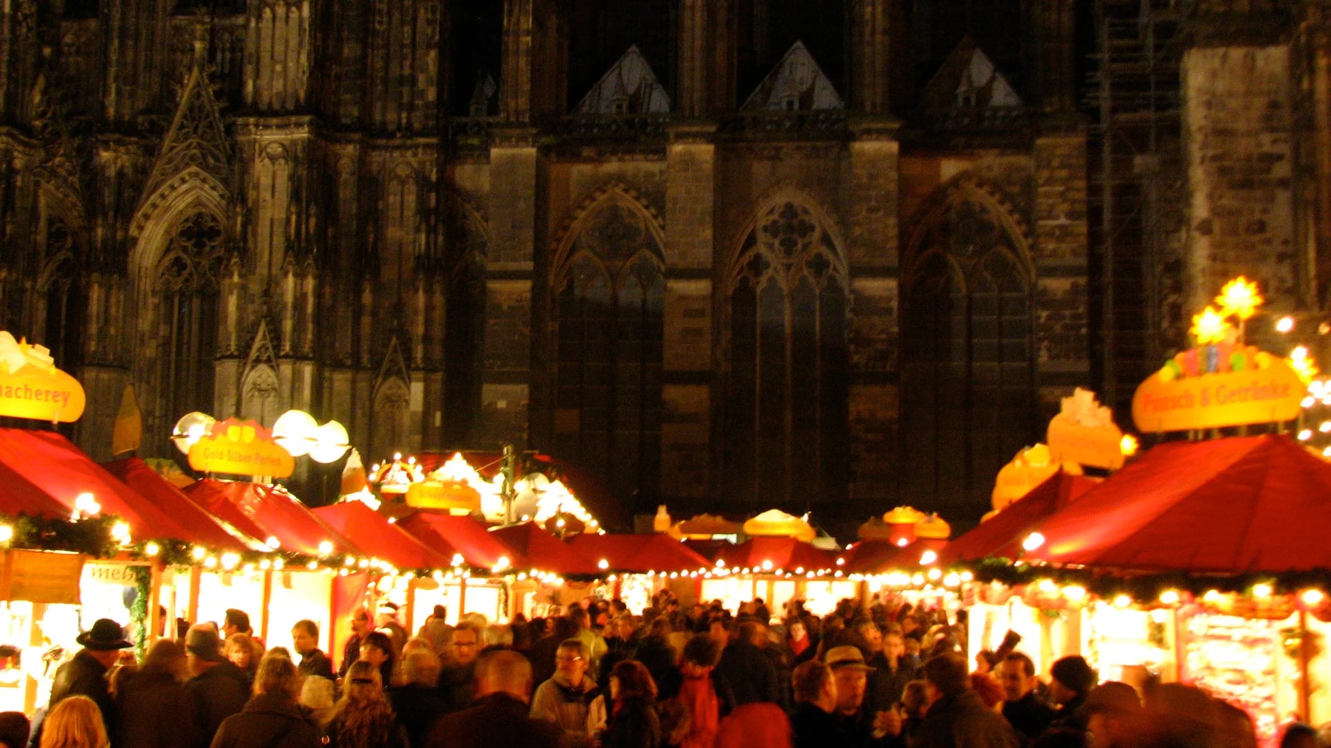 Cologne Cathedral illuminated during Cologne Christmas market season