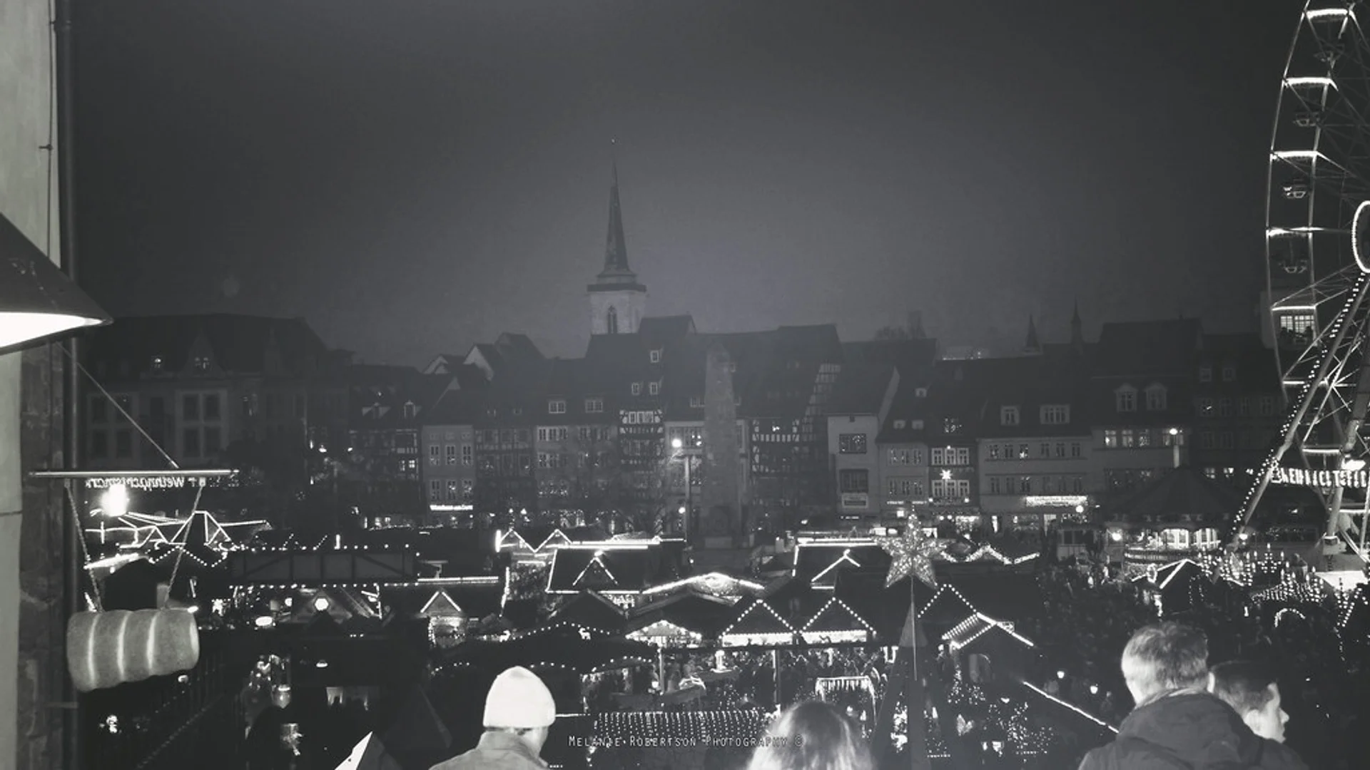 Erfurter Weihnachtsmarkt - Anger illuminated stalls Erfurt twilight Severinskirche spire