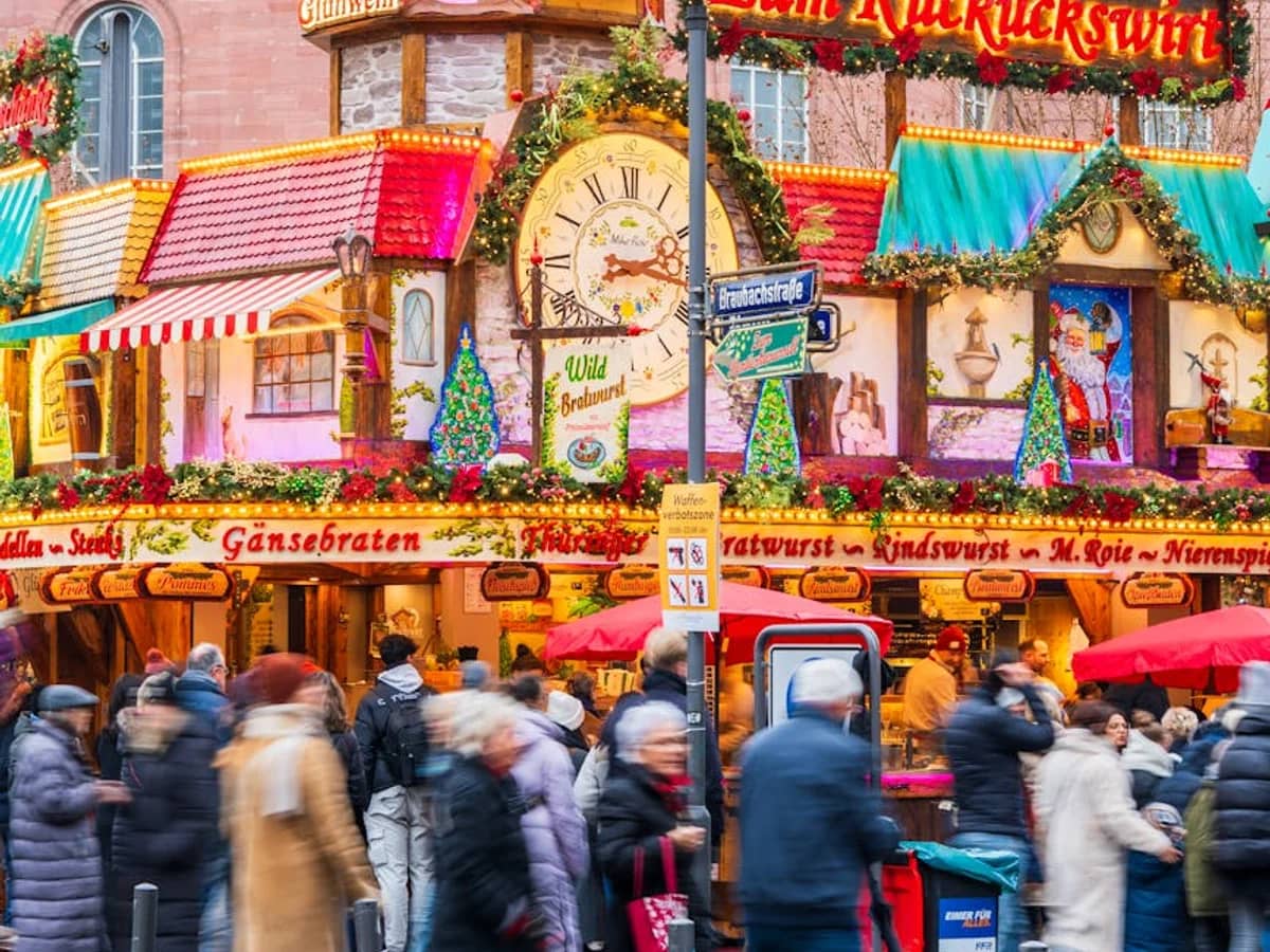 Frankfurt gingerbread house at Römerberg Christmas market in winter