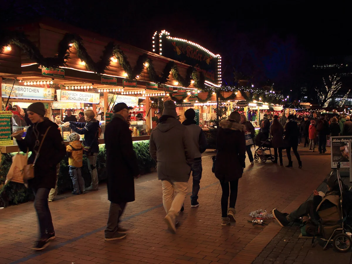 Kieler Weihnachtsmarkt - Holstenplatz glowing stalls Kiel festive atmosphere landmark