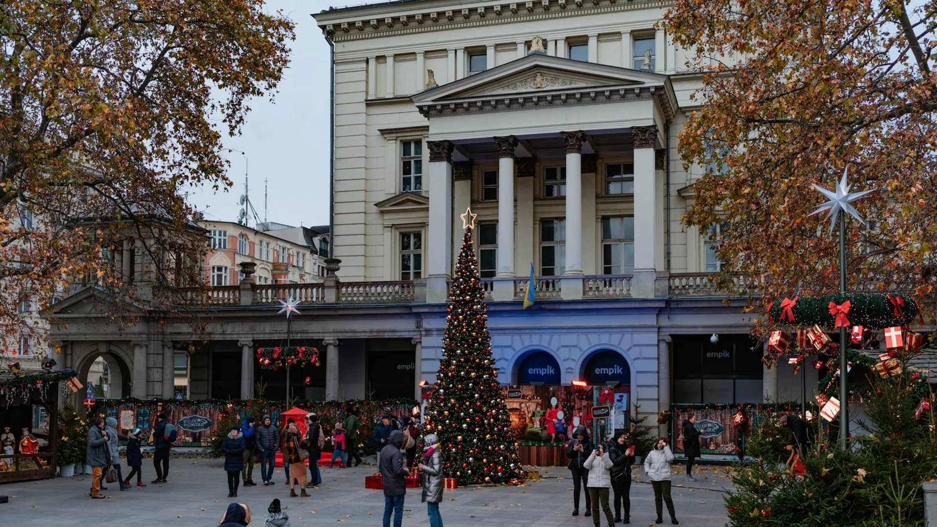 Warsaw Grand Theatre adorned for Christmas with a towering festive tree