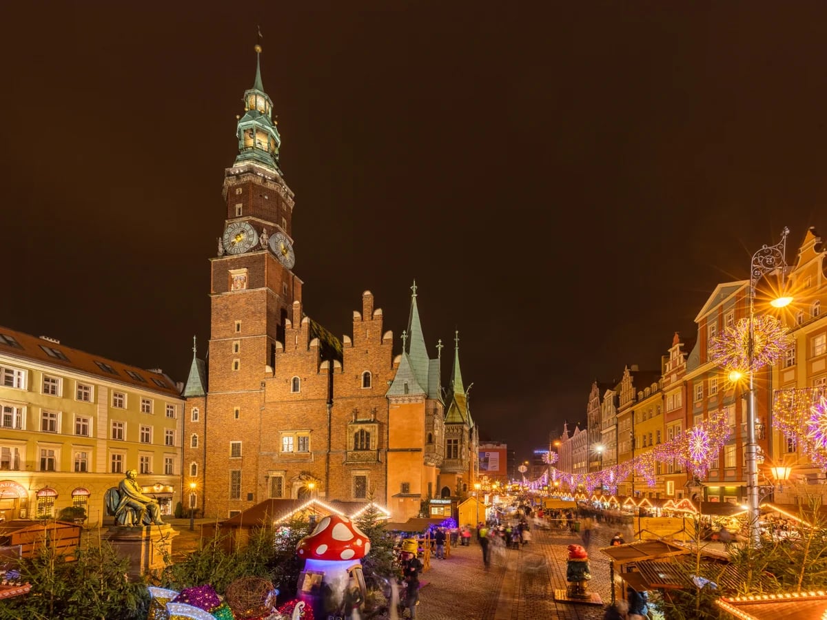 Wroclaw Town Hall illuminated during Wroclaw Christmas market at twilight