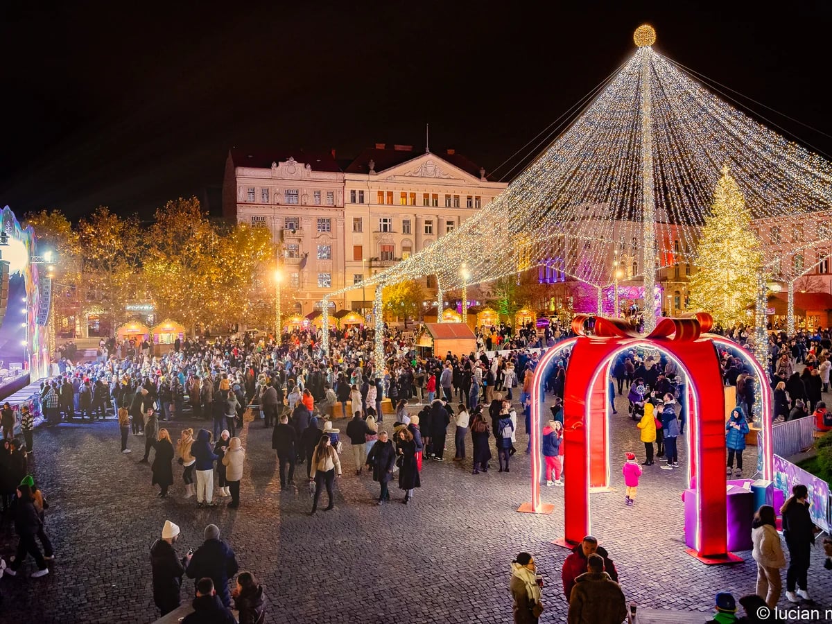 Cluj-Napoca Unirii Square Christmas market at blue hour